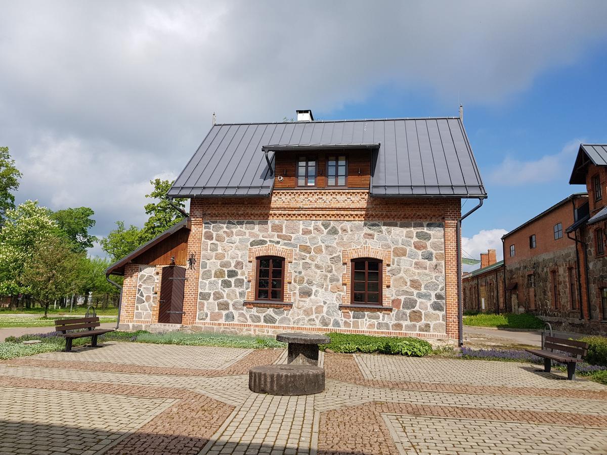Отель Vecgulbenes Muiza Экстерьер фото